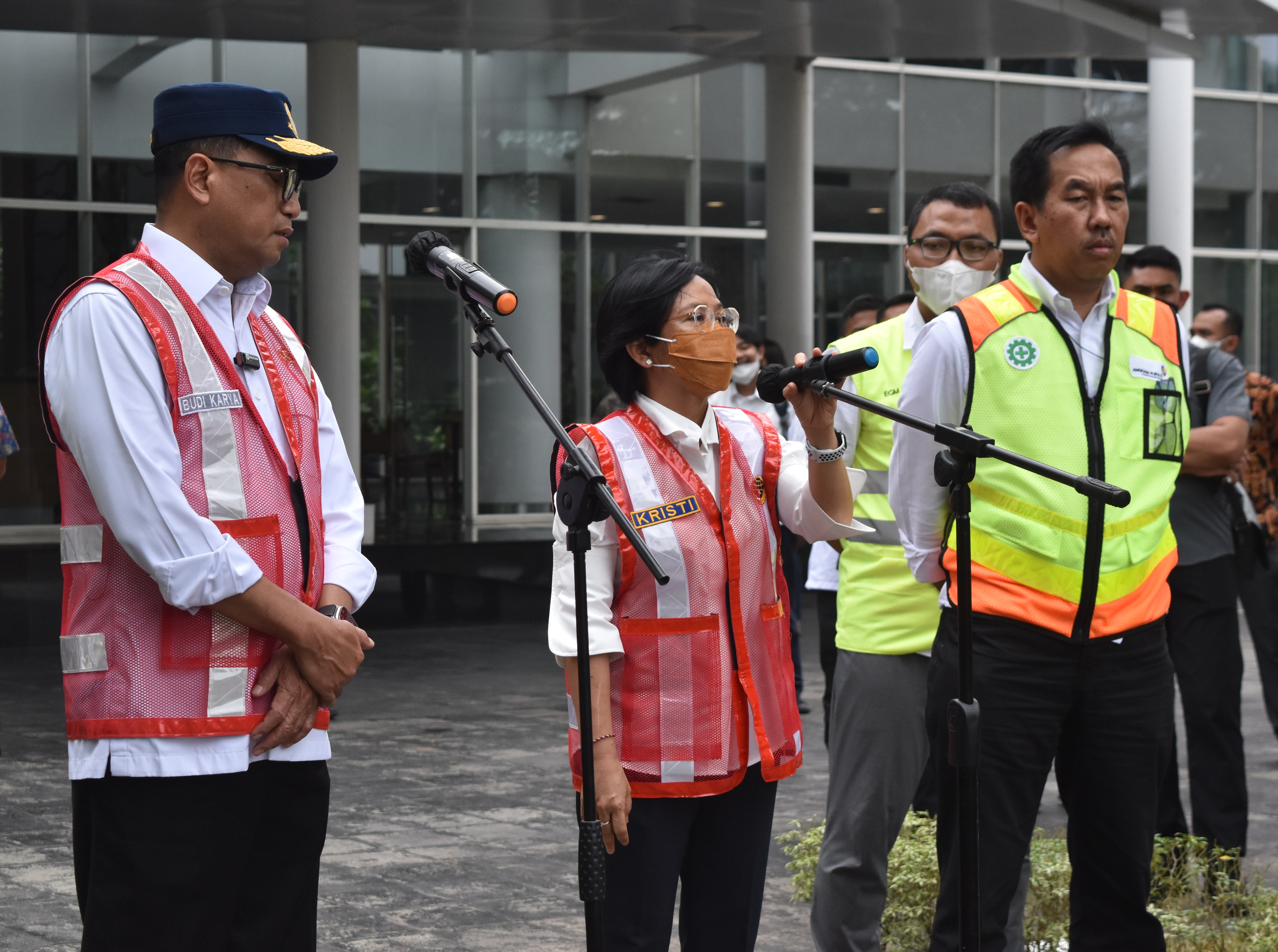 Gambar Artikel KEMENHUB IMBAU OPERATOR PENERBANGAN...