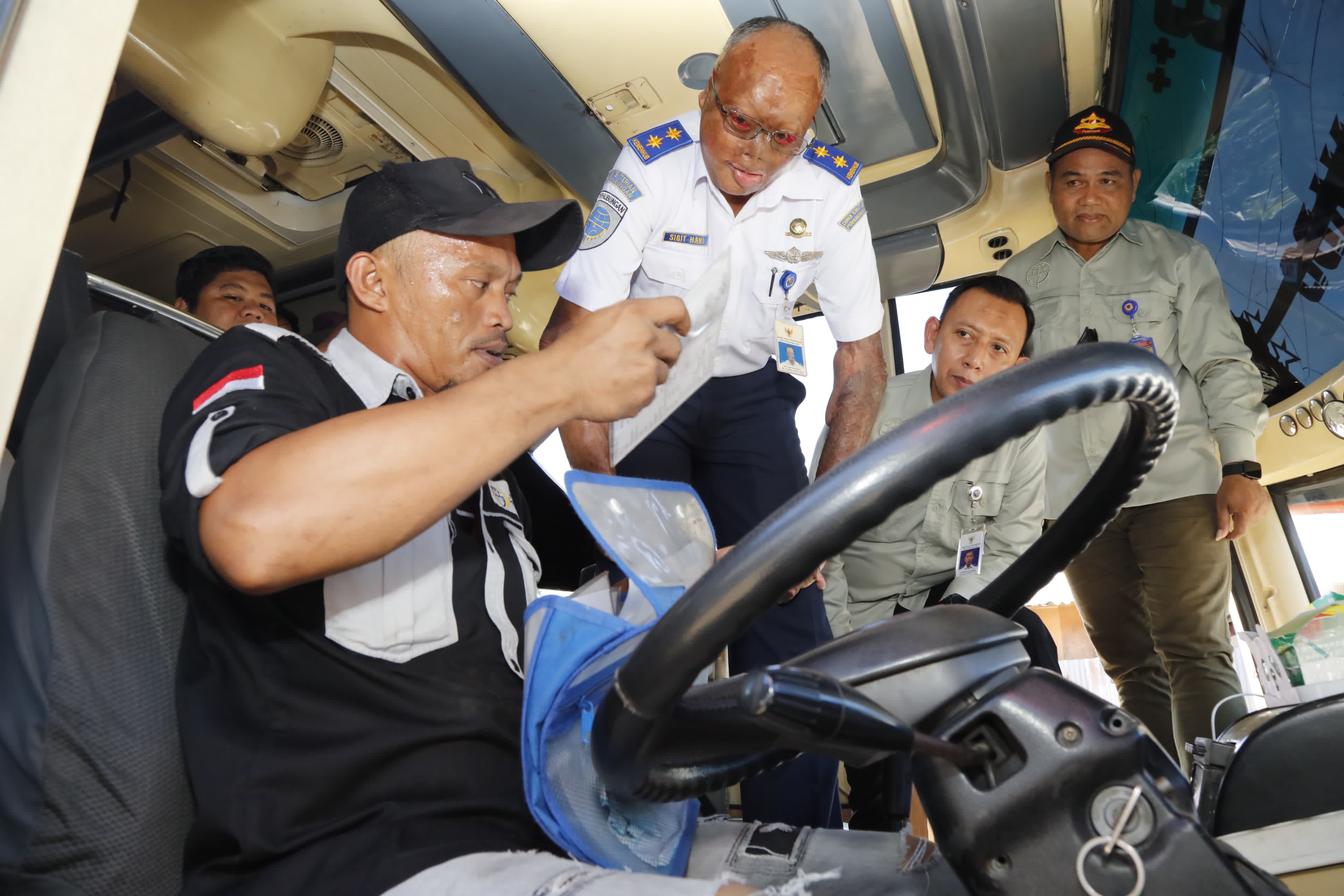 Gambar Artikel Memastikan Kelancaran Angkutan Nata...