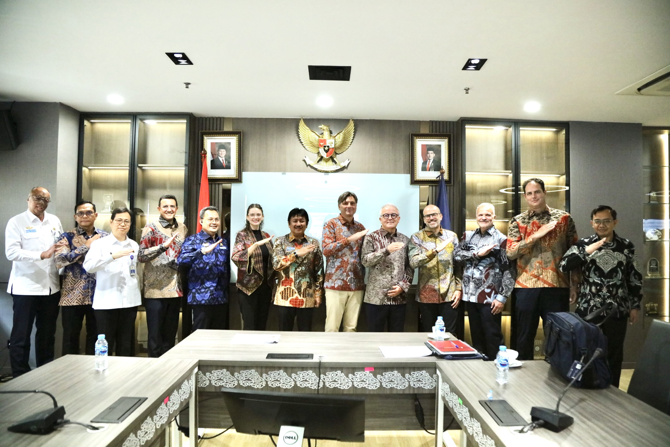 Gambar berita Ditjen Hubud dan DGAC Prancis Gelar Pertemuan Steering Committee ke-11 Kerja Sama Teknis Penerbangan Sipil