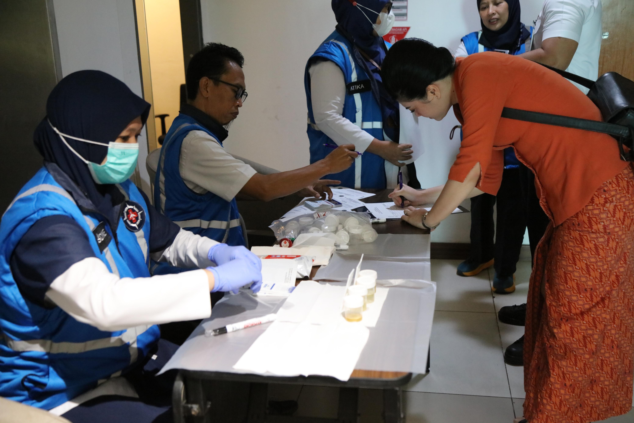 Gambar berita Kemenhub Perkuat Pengawasan Keselamatan Penerbangan Melalui Tes Narkoba terhadap Personel Penerbangan di Bandara Soekarno-Hatta