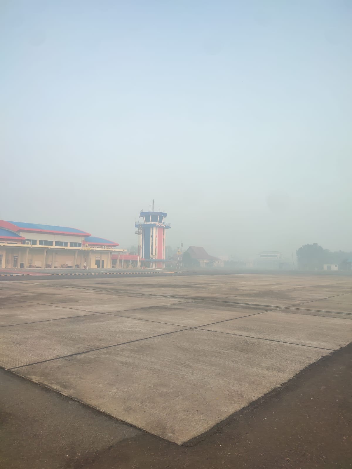 Gambar berita Kemenhub Pantau Dampak Asap Karhutla terhadap Operasional Penerbangan