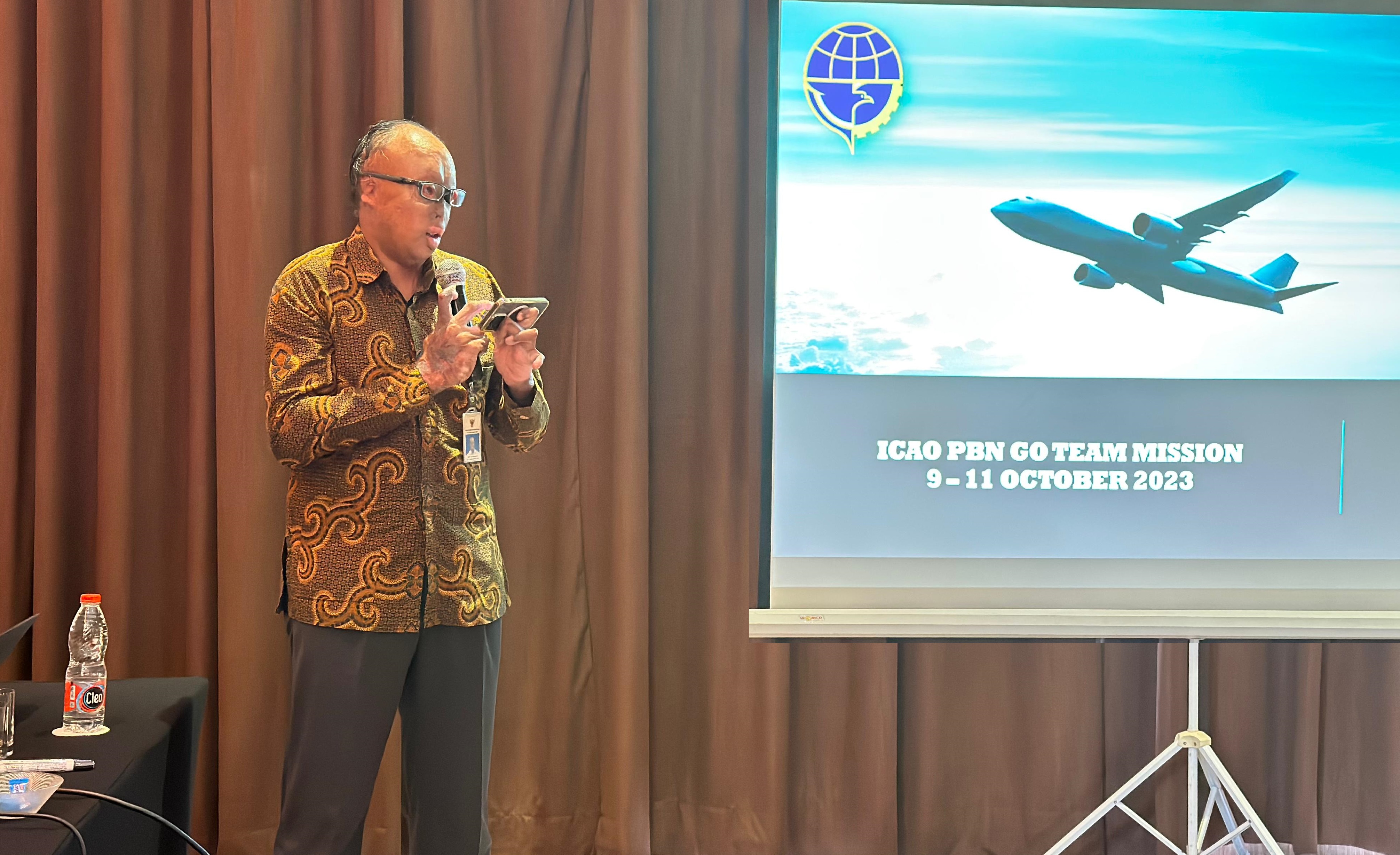 Peningkatan Layanan Navigasi Penerbangan ICAO Performance Based ...