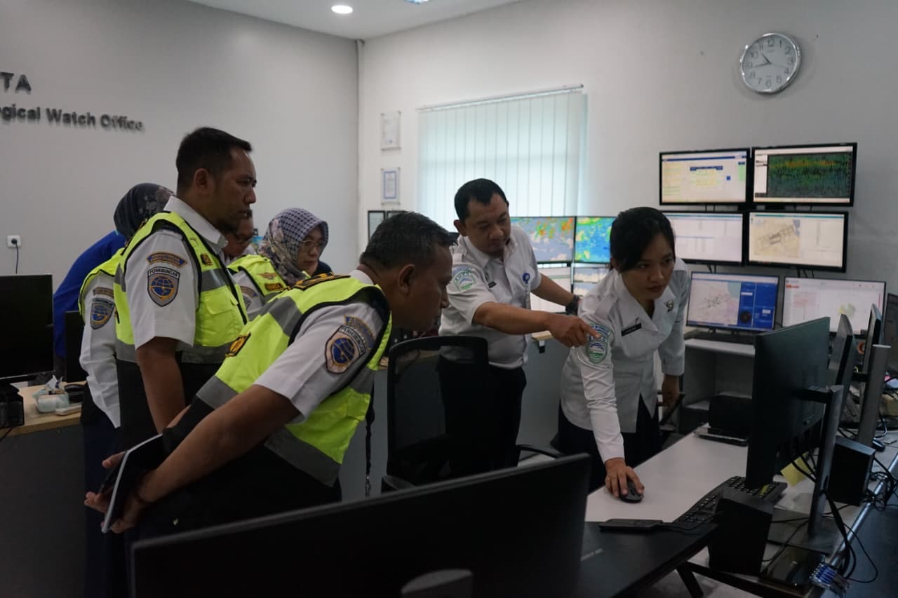 Gambar Artikel Ditjen Perhubungan Udara Perkuat Pe...