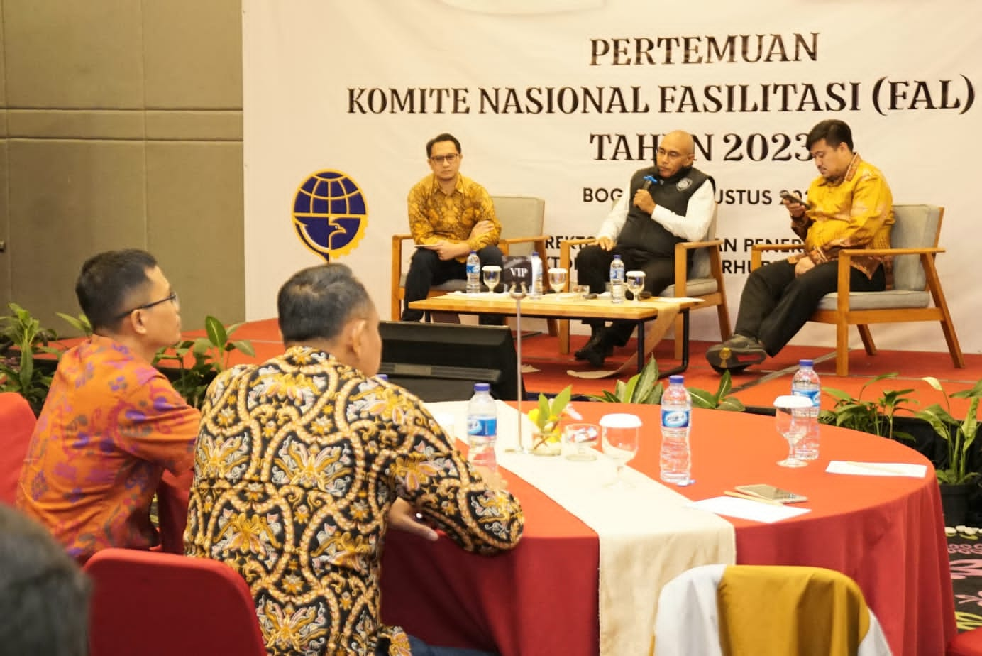 Gambar Artikel Pertemuan Komite Nasional Fasilitas...