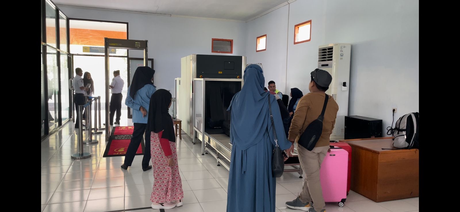 Foto Bandara SCP Keberangkatan