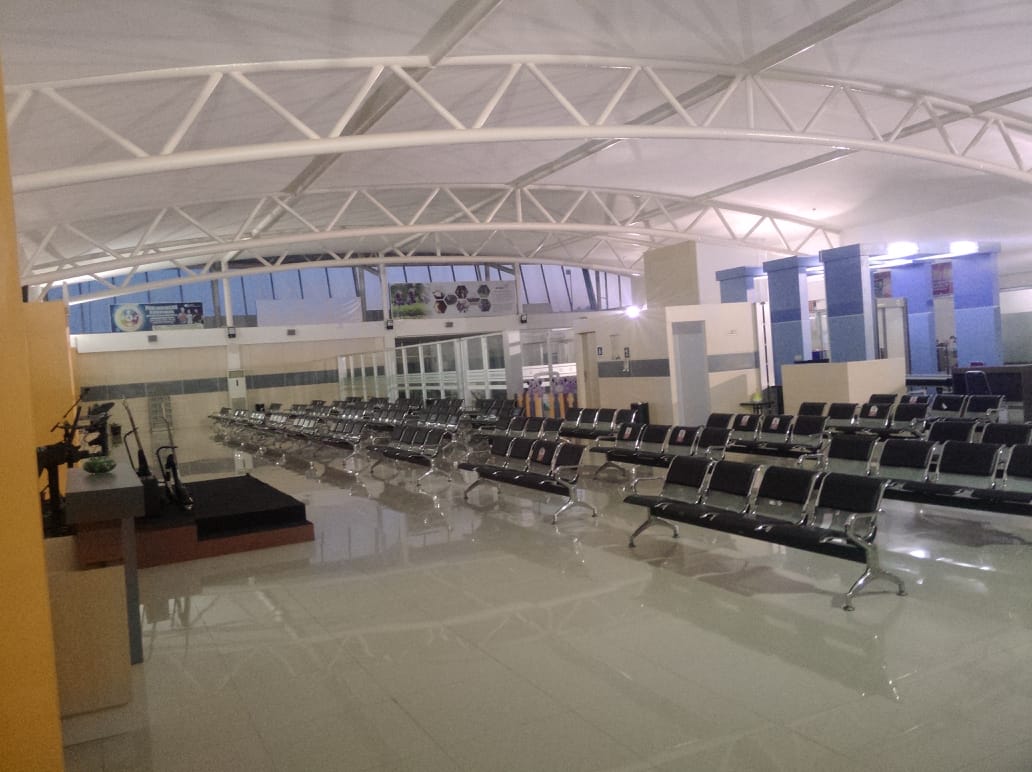 Foto Bandara Ruang Tunggu Keberangkatan