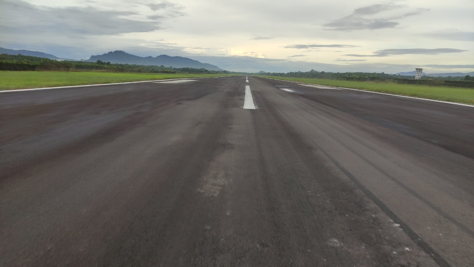 Foto Bandara run way