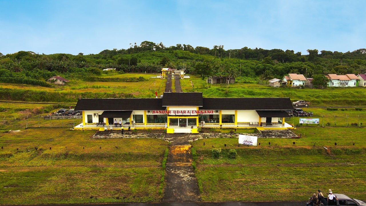 Foto Bandara GEDUNG TERMINAL