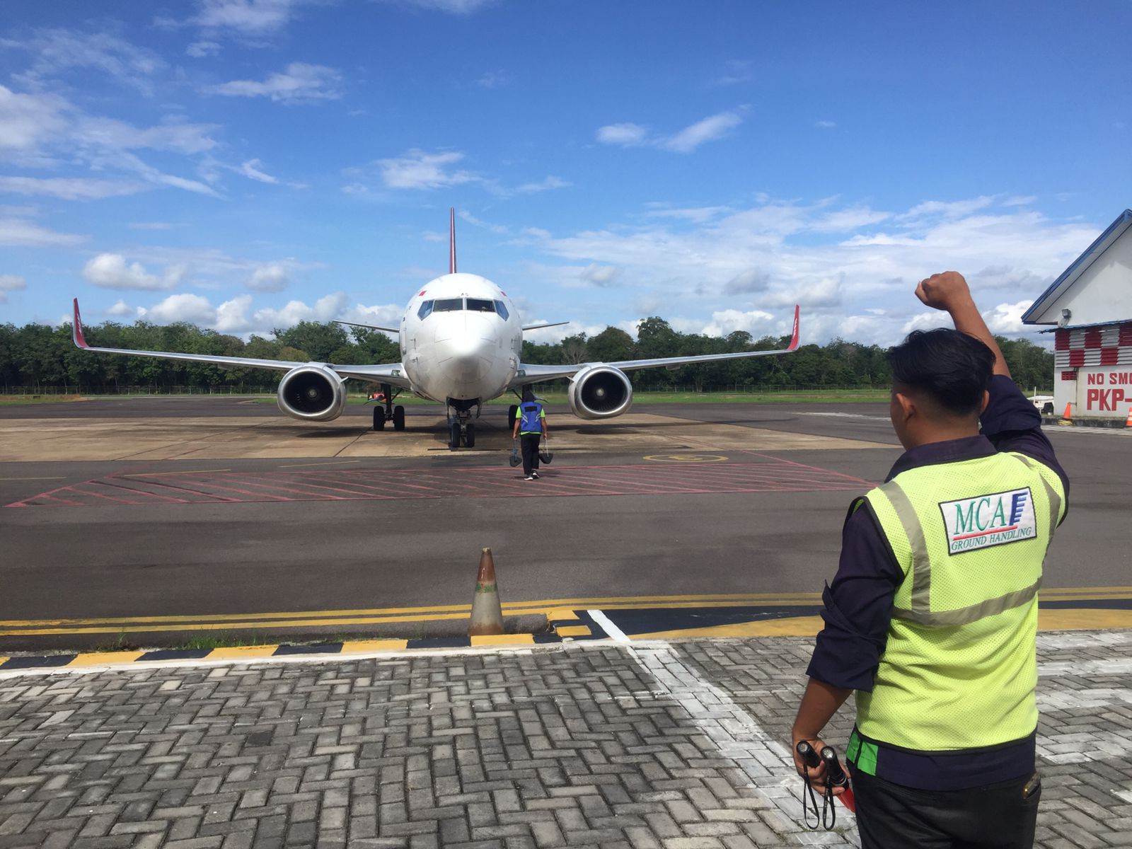 Foto Bandara NAM AIR di apron