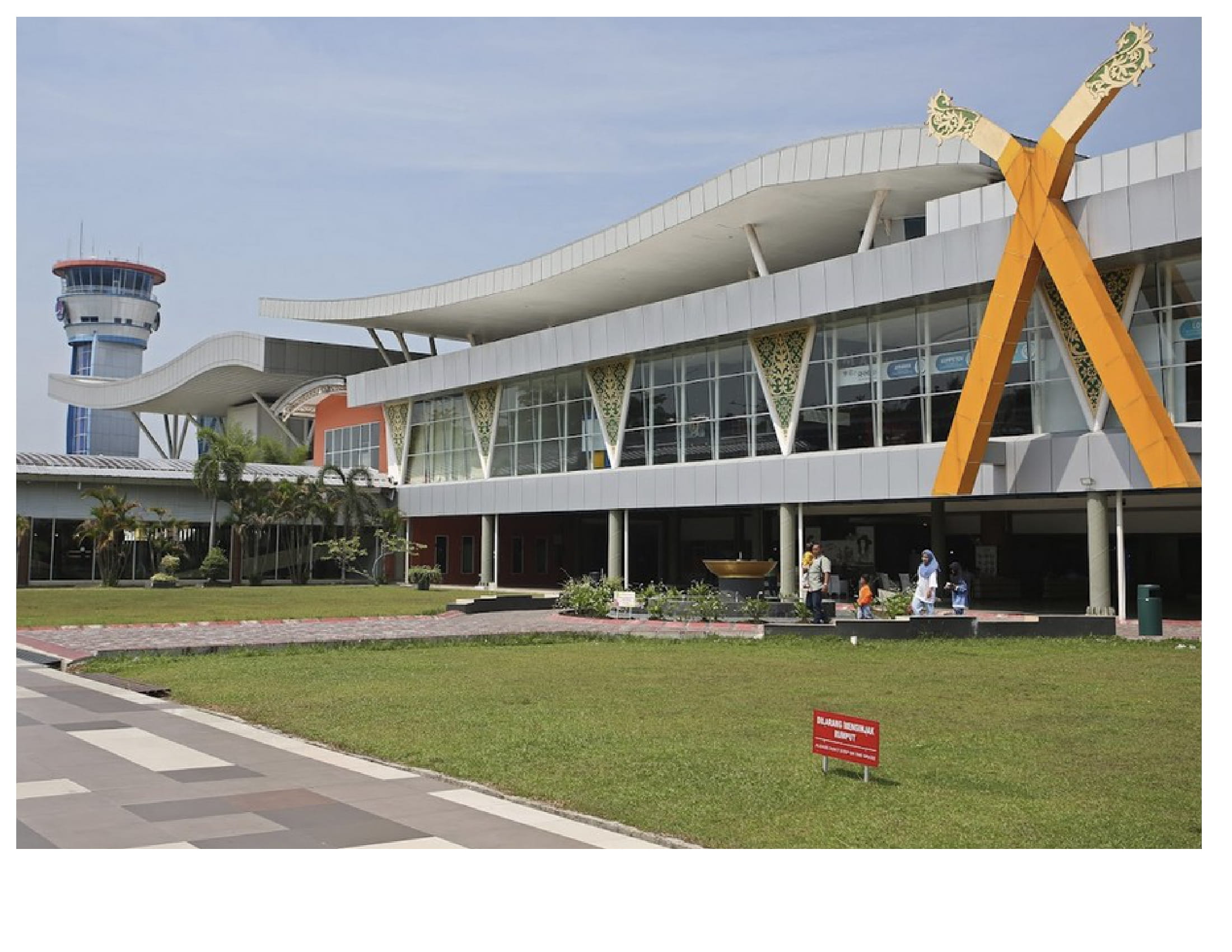 Foto Bandara Bandar Udara Internasional Sultan Syarif Kasim II- Pekan Baru