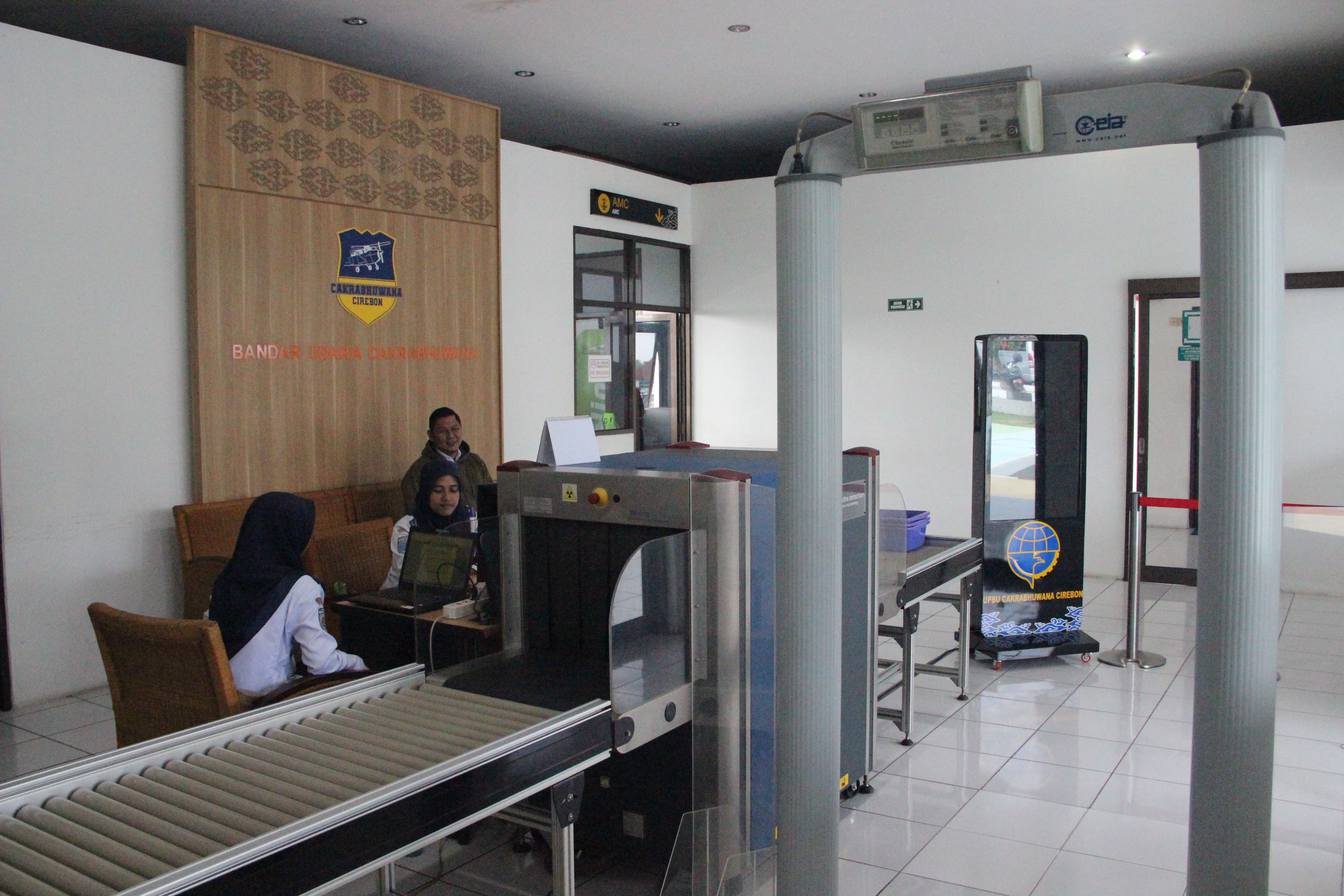 Foto Bandara X-ray