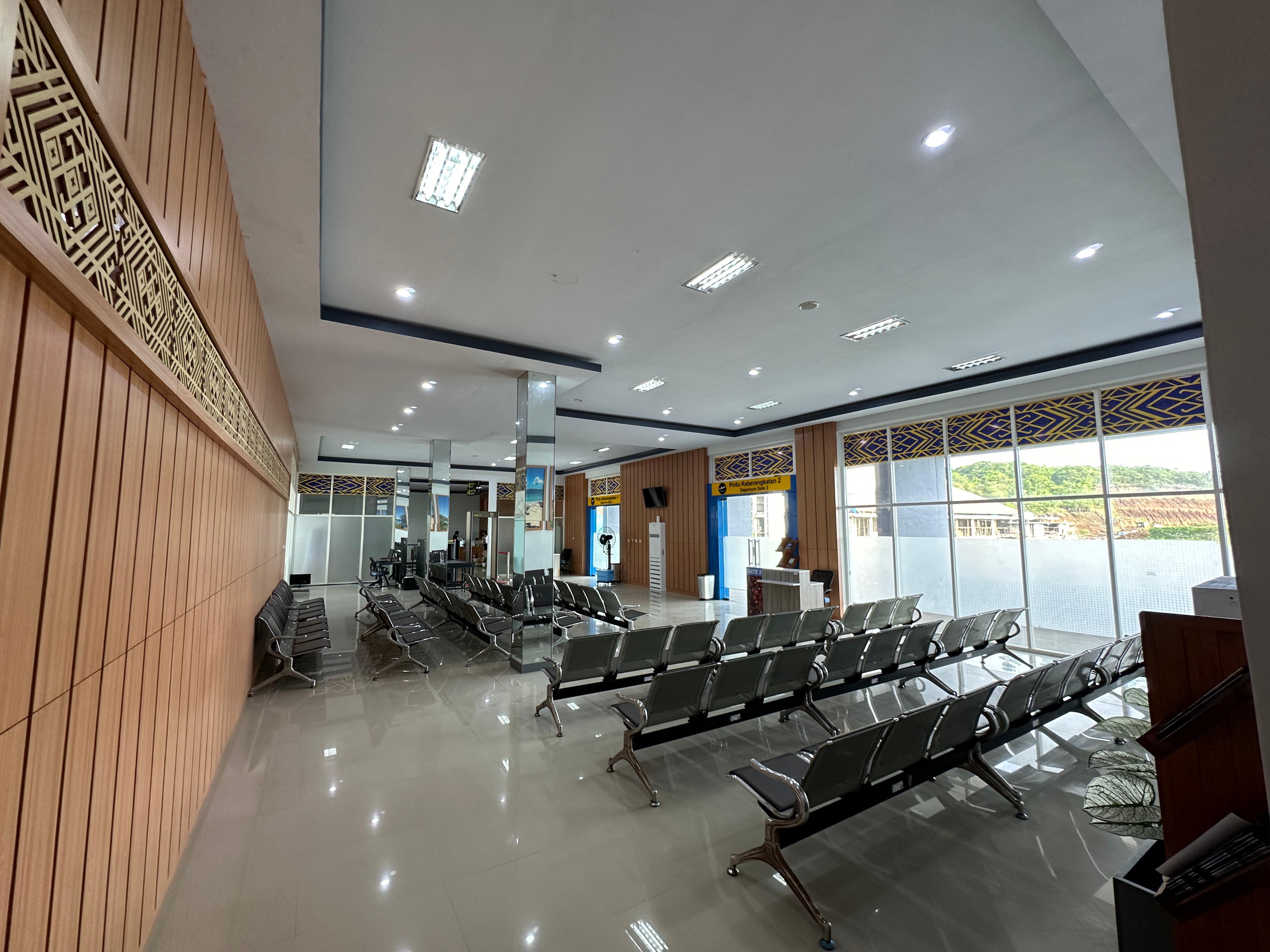 Foto Bandara Ruang tunggu