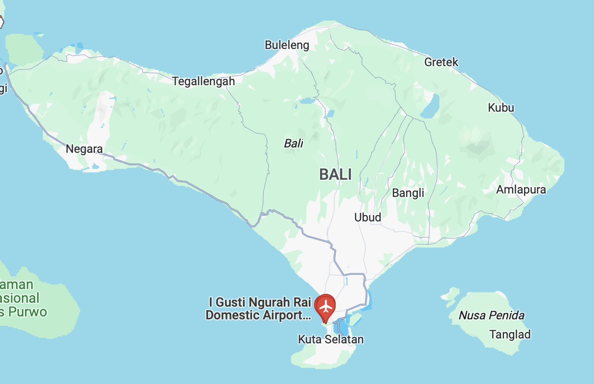 Gambar Peta Bandara Koordinat Titik Referensi Bandar Udara (08° 44'51" LS 1151009E) Data AIM