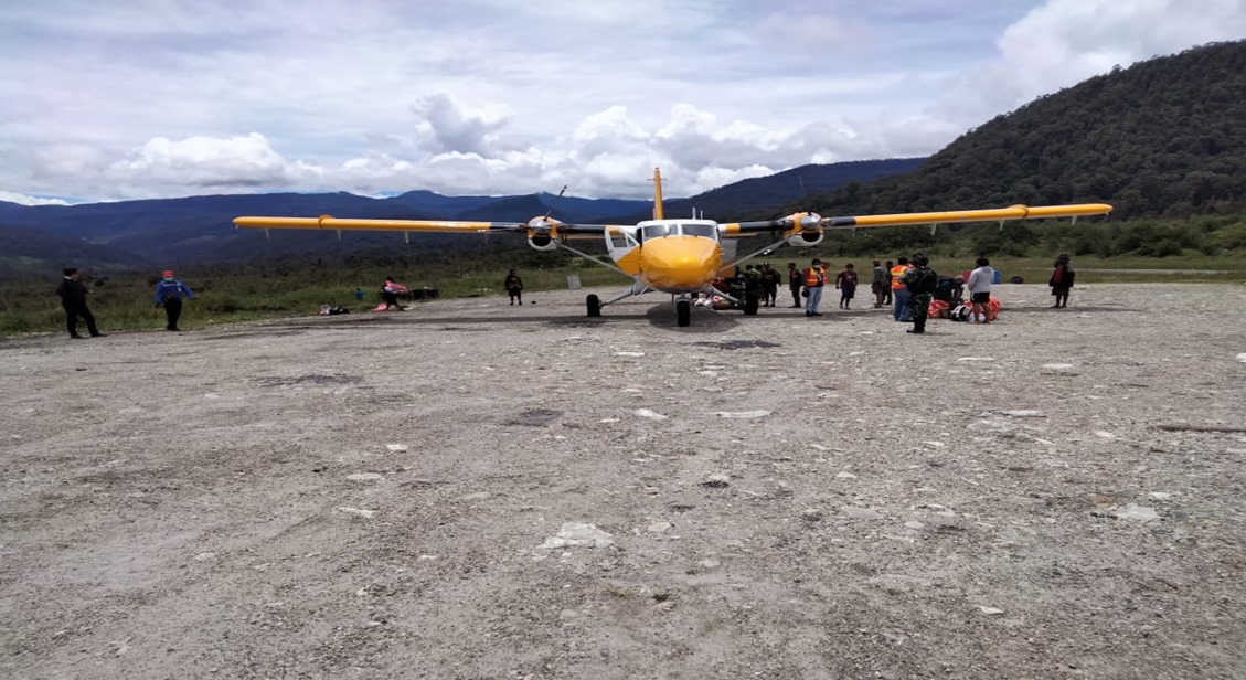 Foto Bandara Cargo Handling