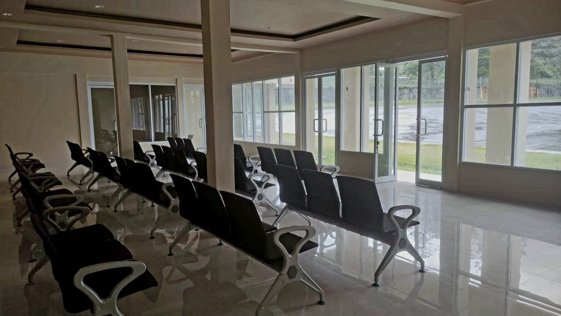 Foto Bandara Ruang Tunggu Keberangkatan