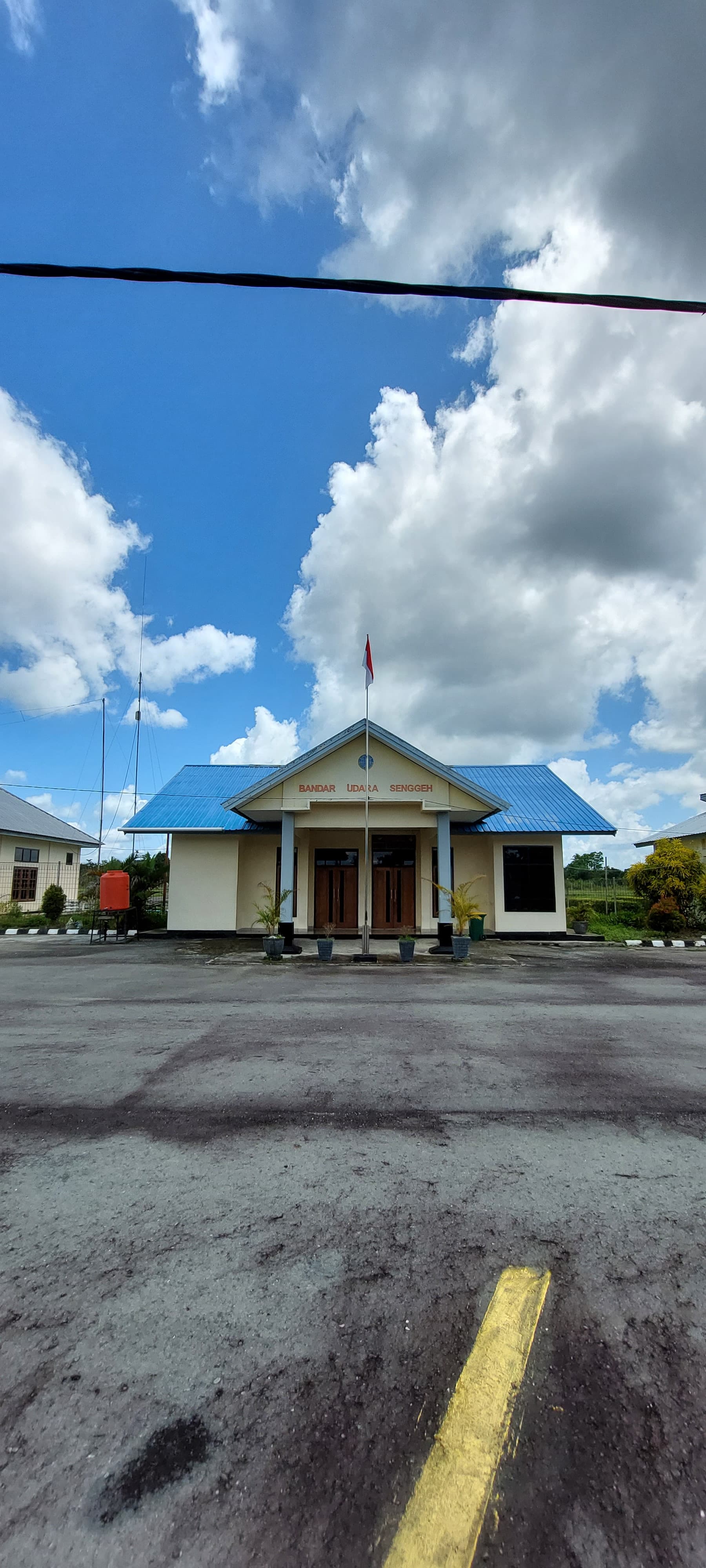 Foto Bandara Terminal (Tampak Depan)