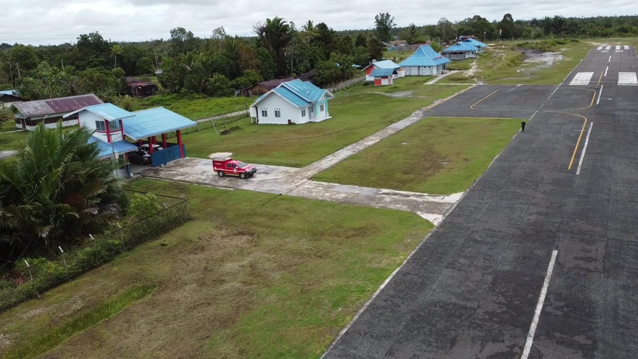 Foto Bandara Tampak Atas