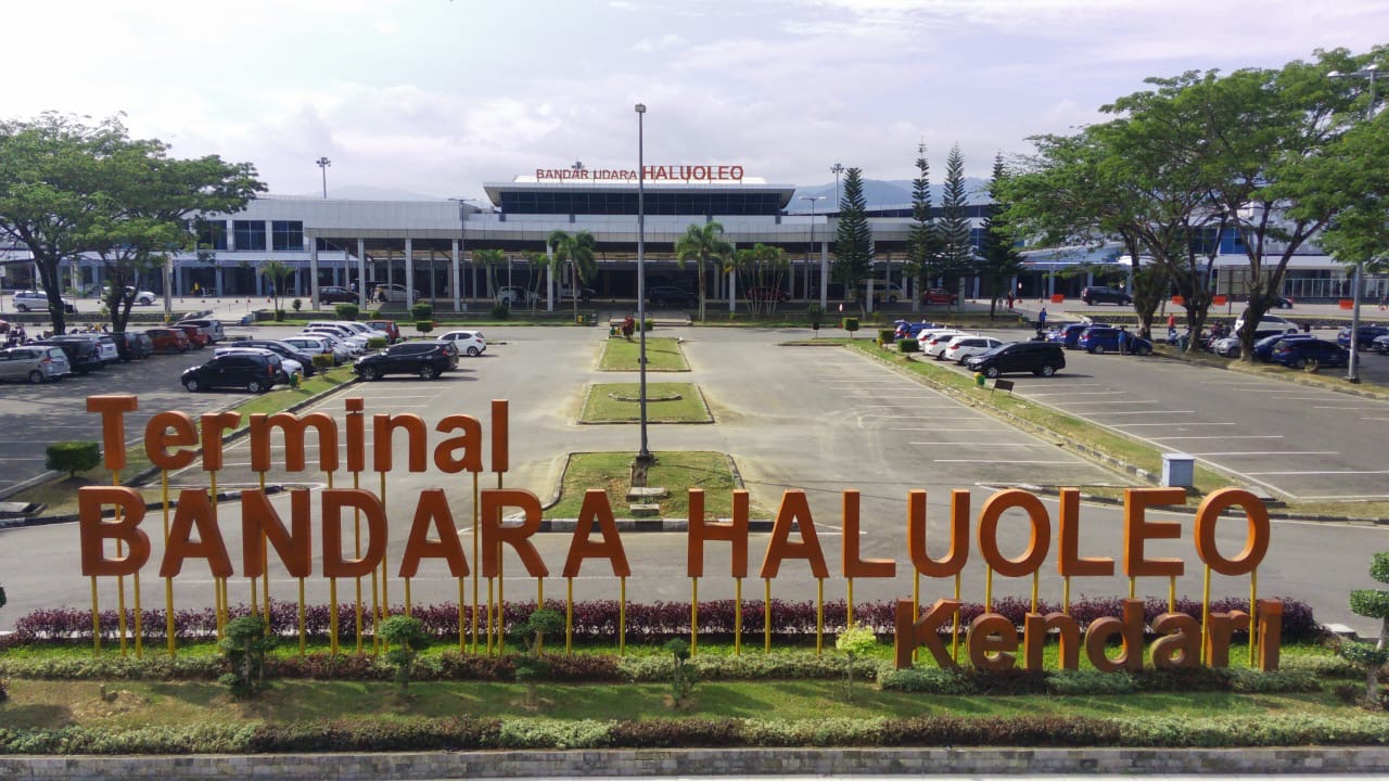 Foto Bandara BANDAR UDARA HALU OLEO KENDARI