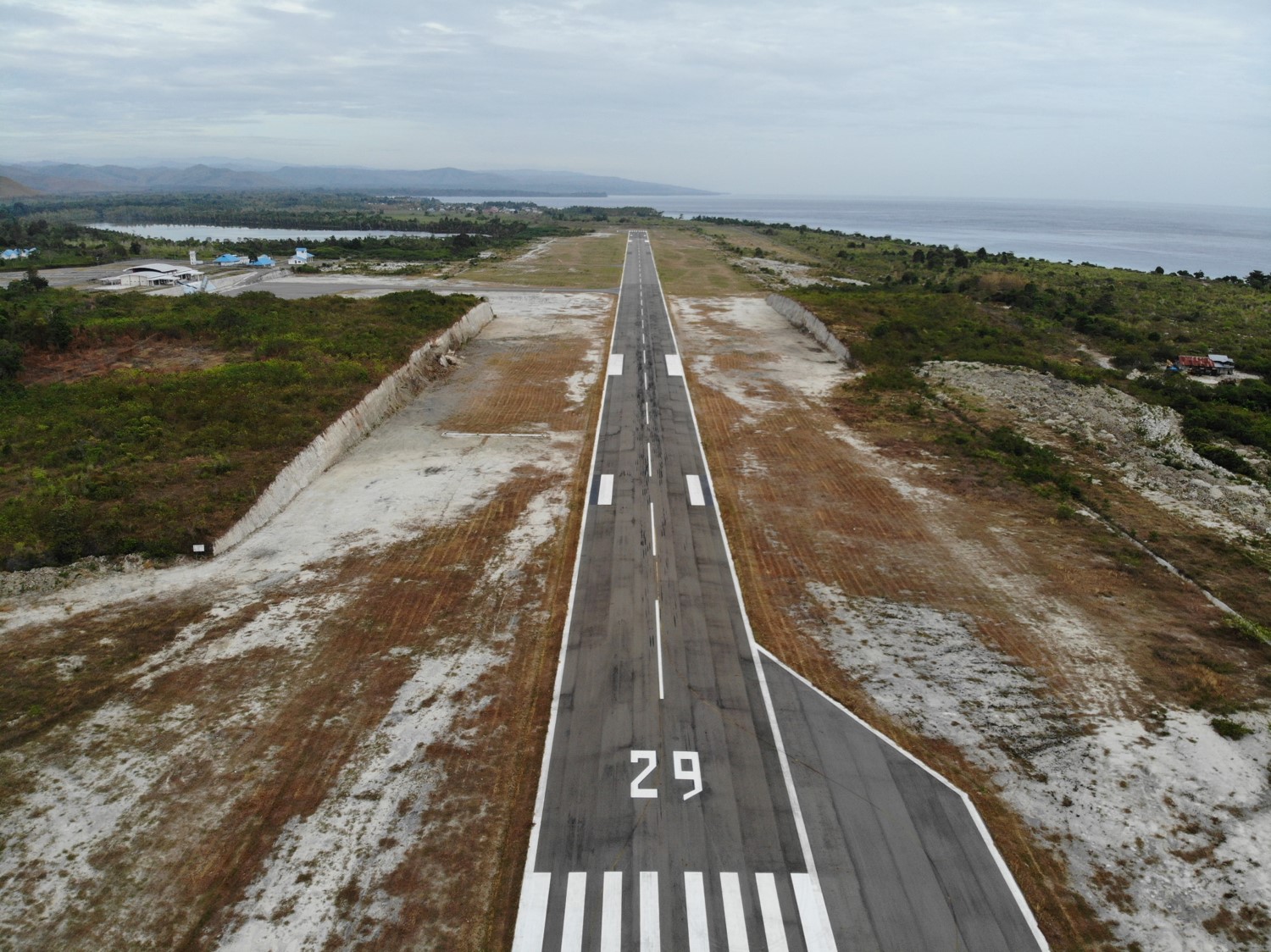 Foto Bandara Runway 