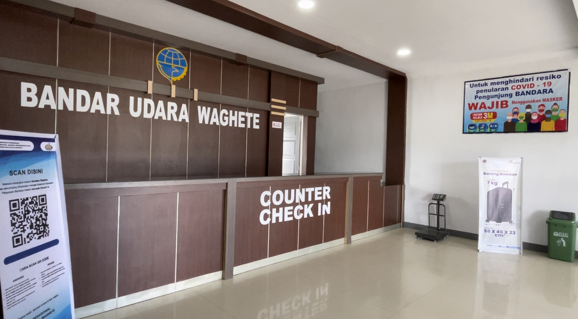 Foto Bandara Ruang Counter Check In