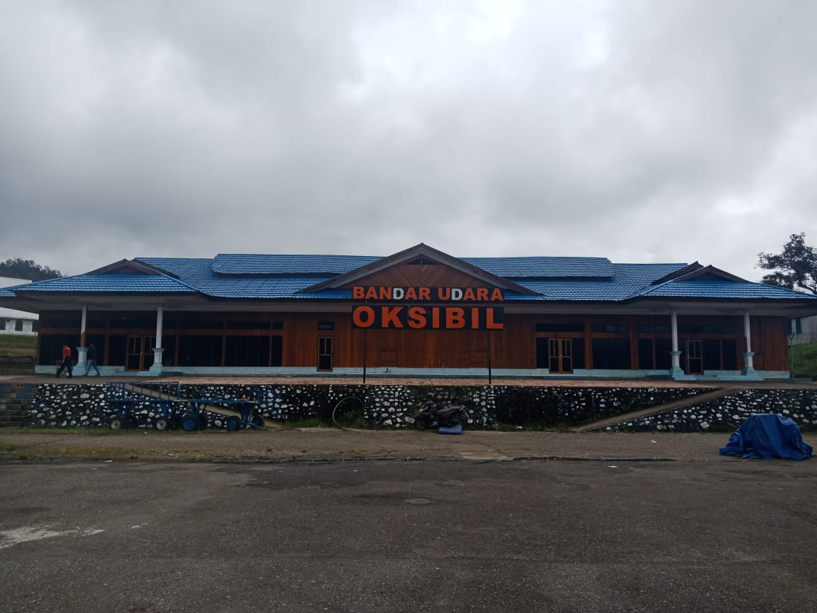 Foto Bandara Terminal Bandar Udara Oksibil