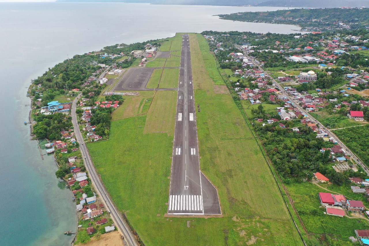 Foto Bandara Runway