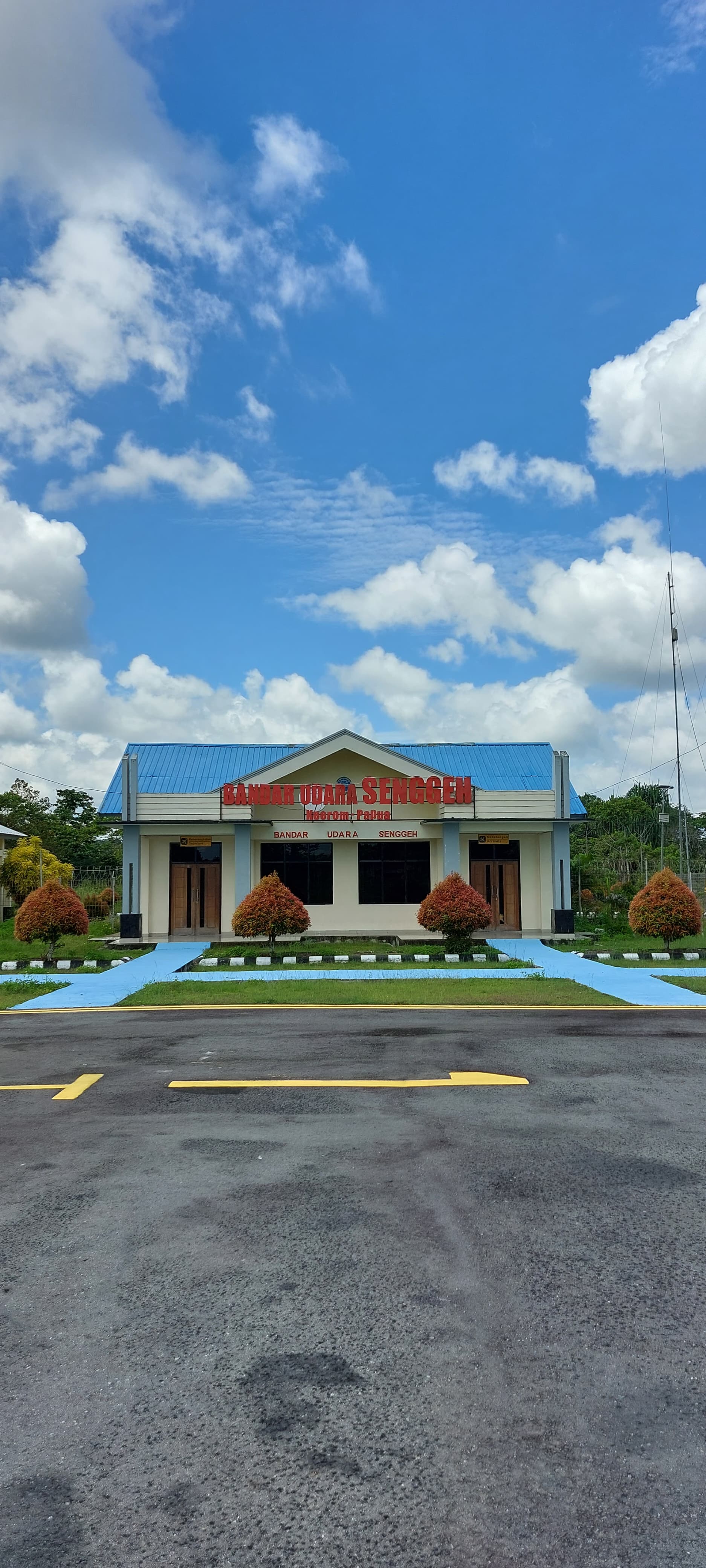 Foto Bandara Terminal (Tampak Belakang)