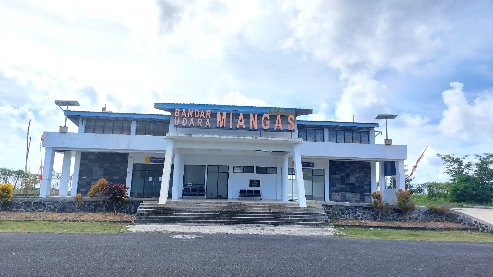 Foto Bandara Terminal Bandara Miangas