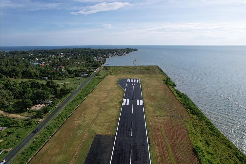 Foto Bandara RUNWAY 01