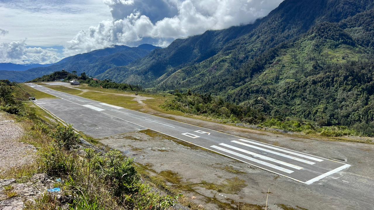 Foto Bandara Apron 1