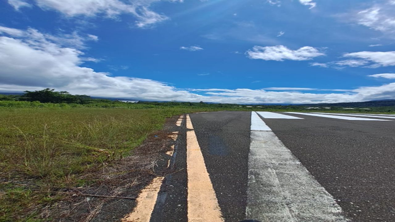 Foto Bandara Turning Area