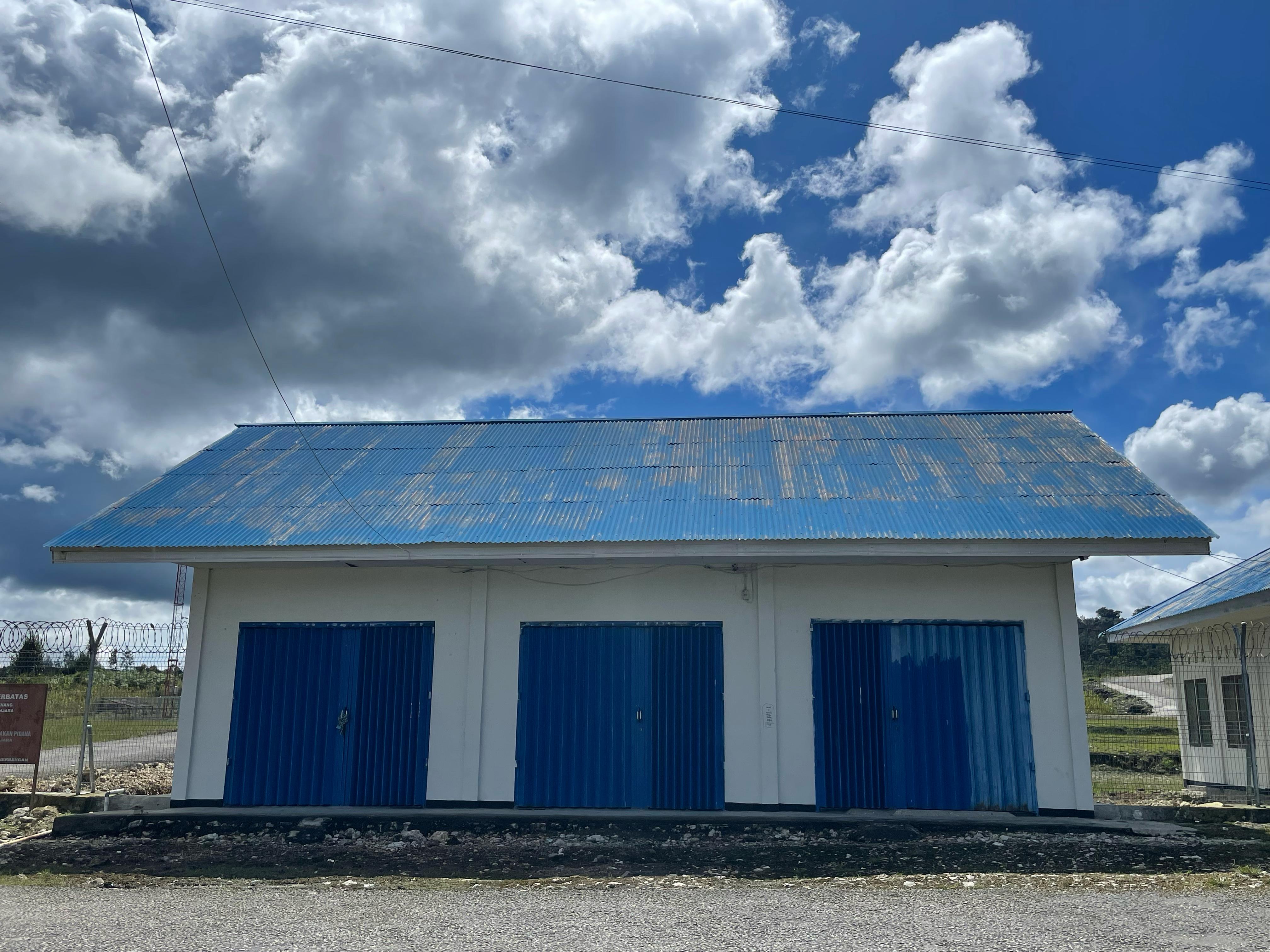 Foto Bandara Gedung Kargo