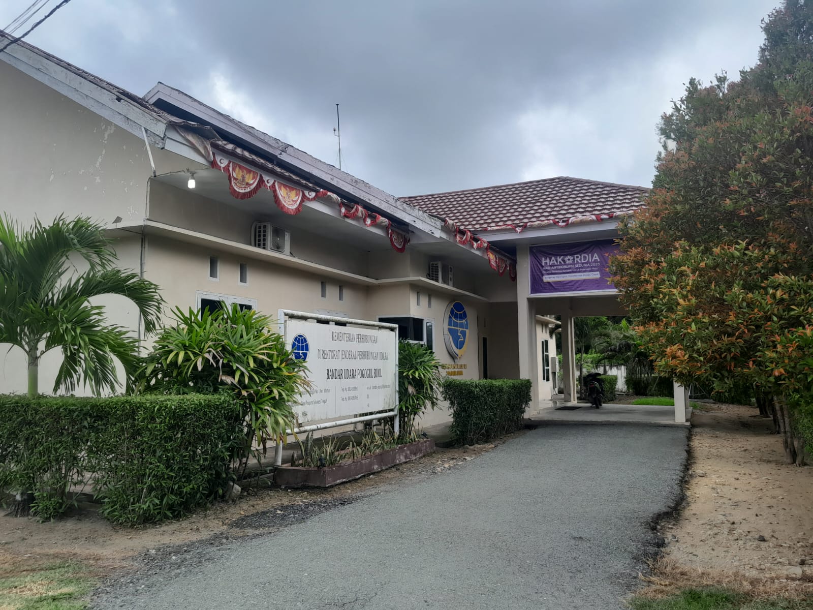 Foto Bandara Kantor Administrasi