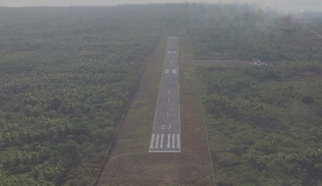 Foto Bandara RUNWAY TAMPAK SISI UDARA