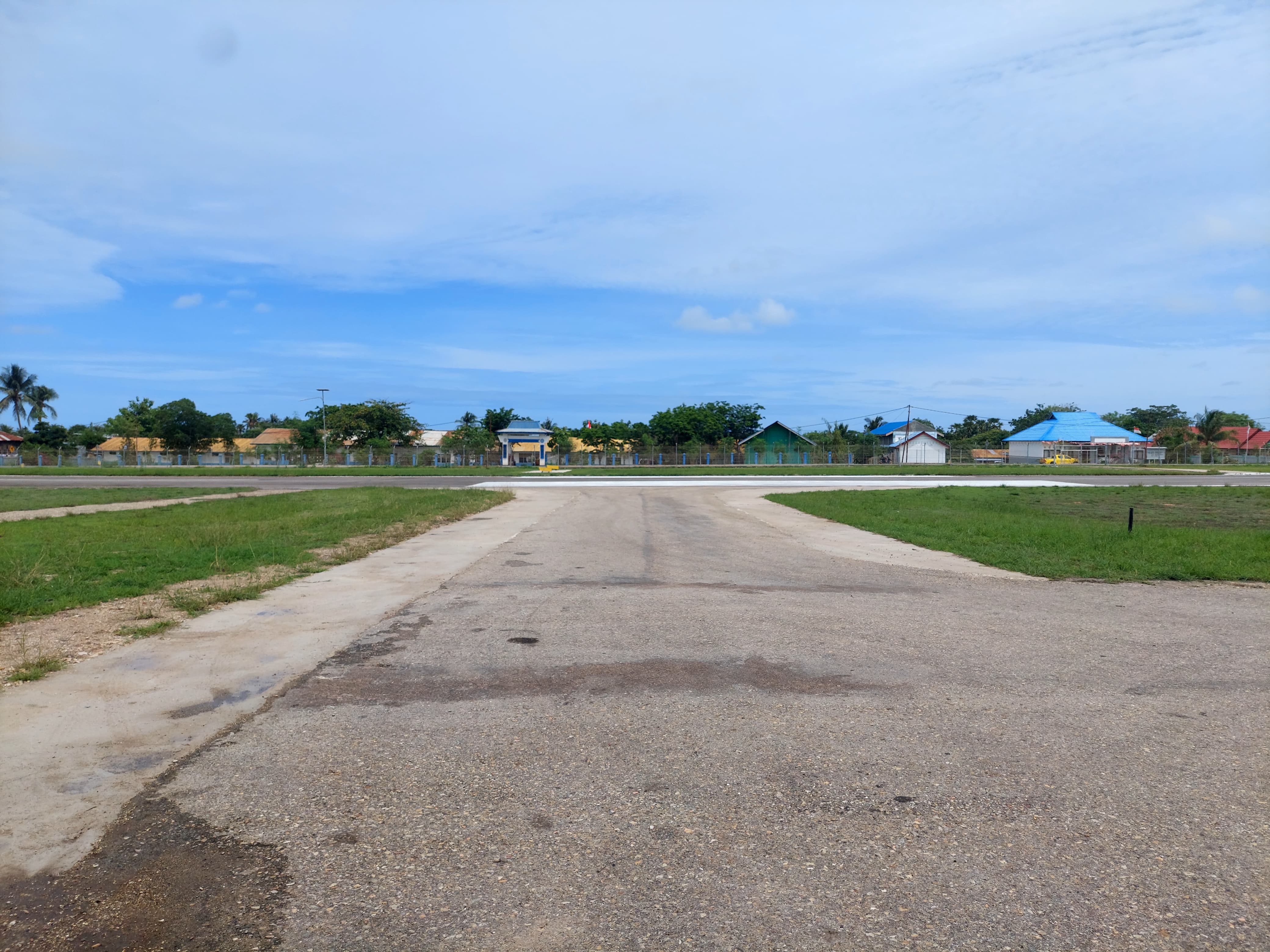 Foto Bandara Access Road PKP-PK