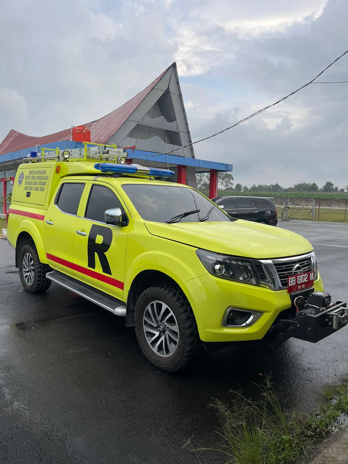 Foto Bandara kendaraan PKP-PK lama (kendaraan rif)