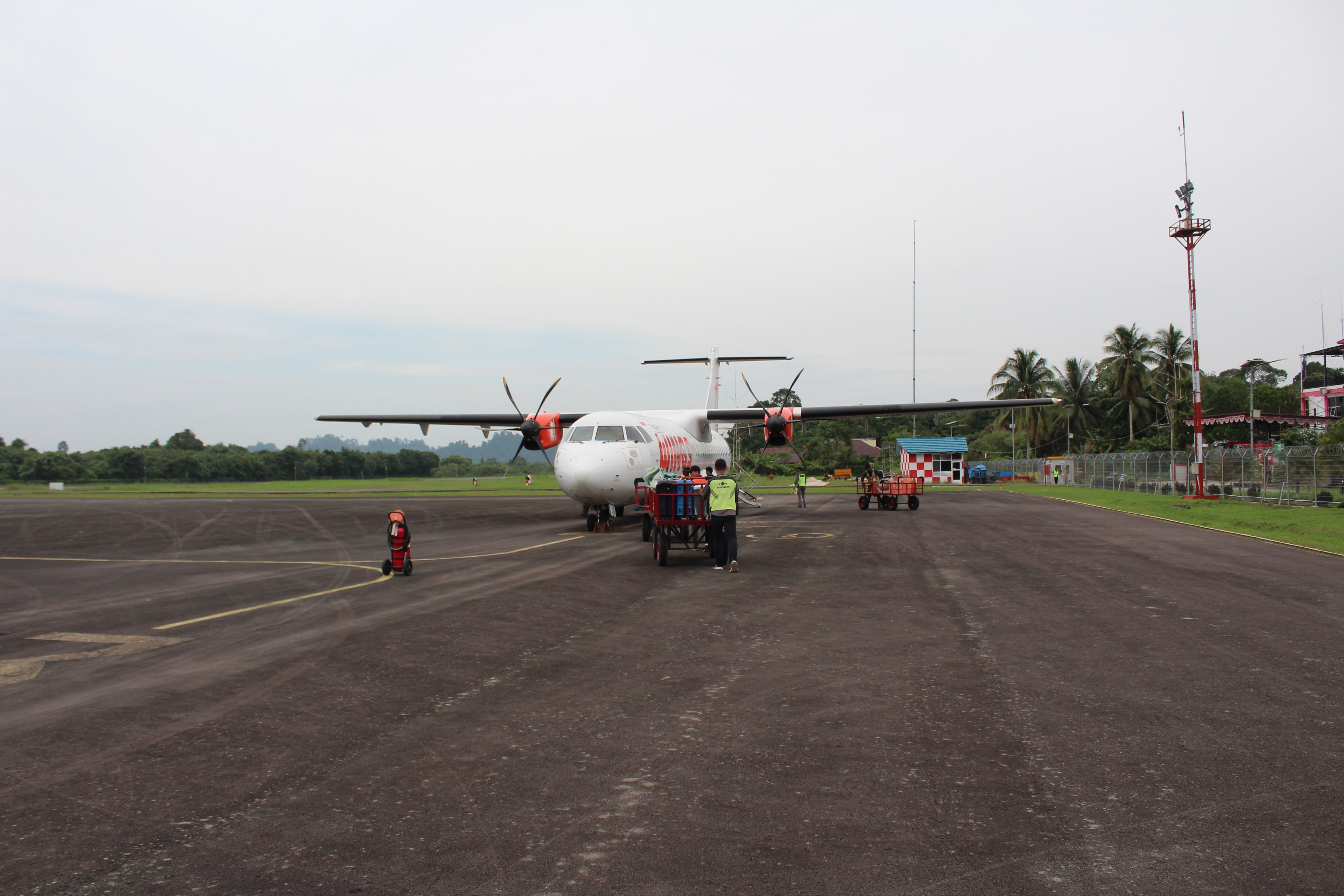 Foto Bandara Area Parking Stand