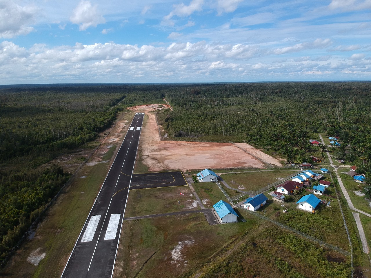 Foto Bandara BANDARA BOMAKIA