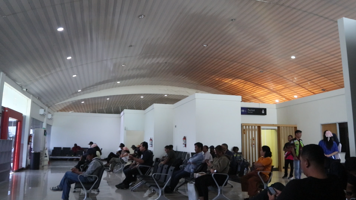 Foto Bandara Ruang Tunggu