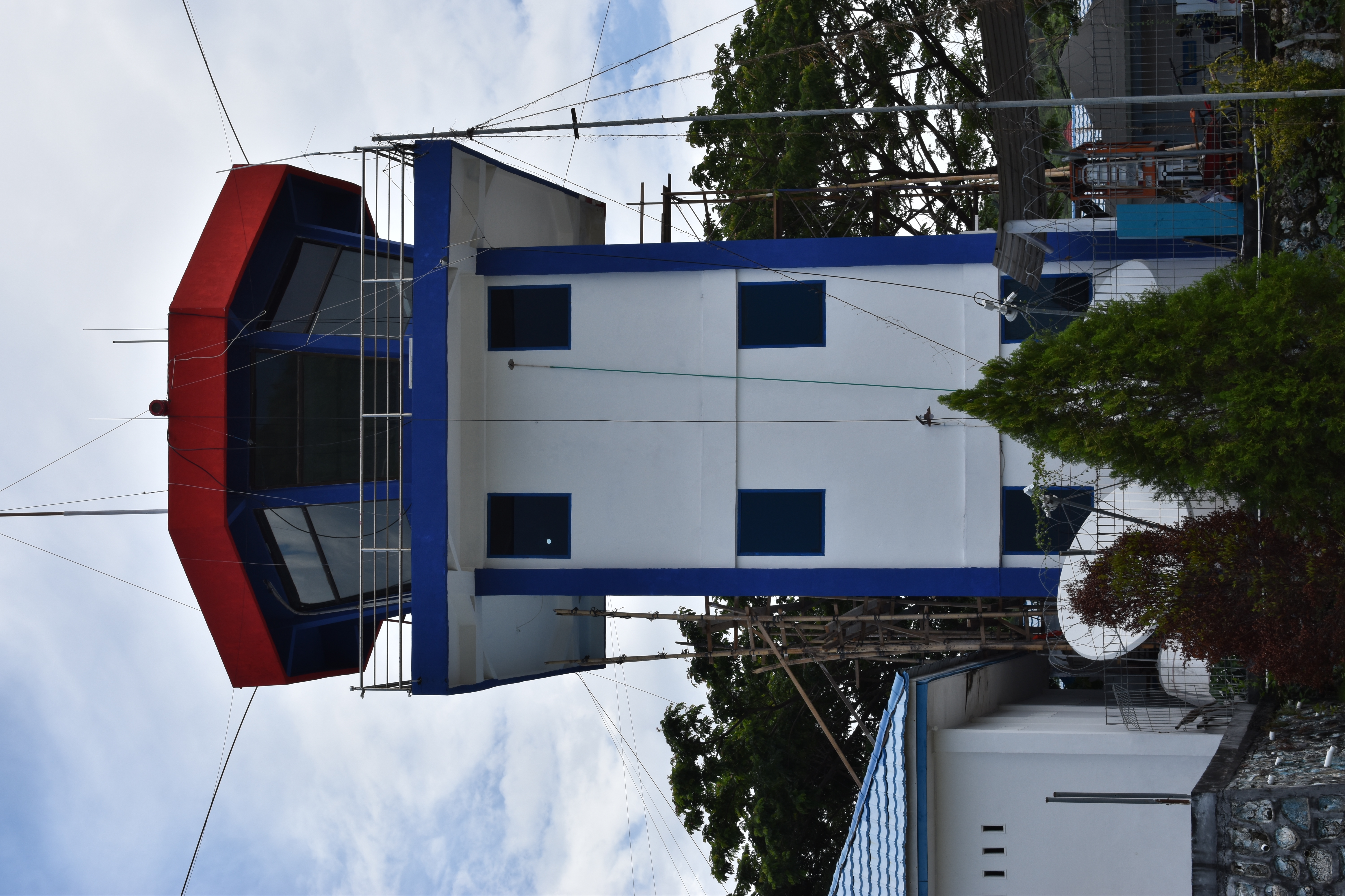 Foto Bandara Gedung Airnav Tampak Depan