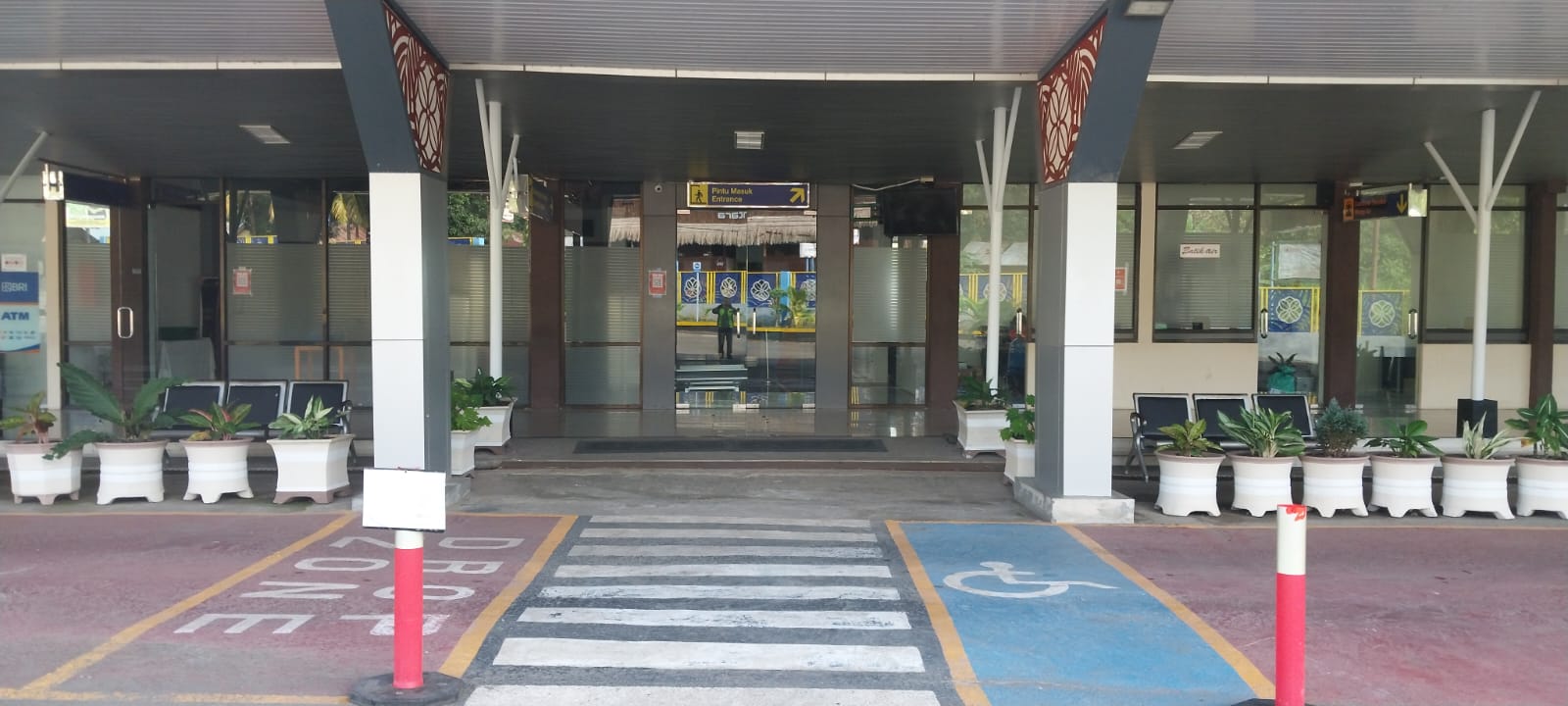 Jalan Akses Masuk