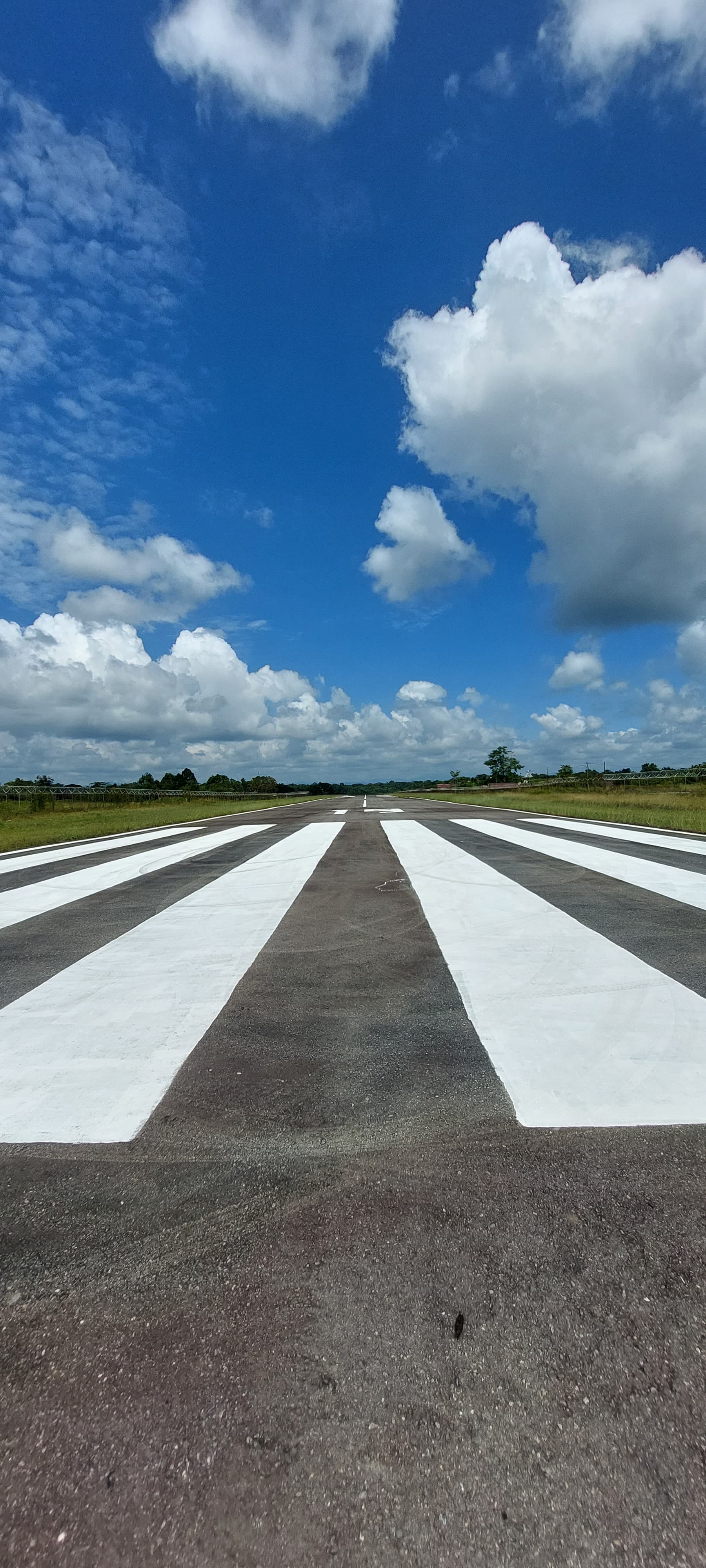 Foto Bandara Runway 19