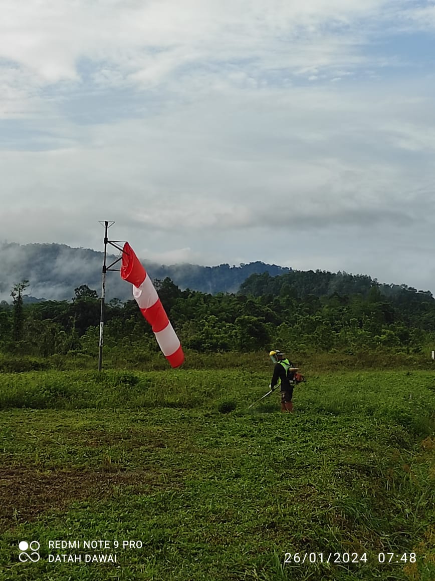 Foto Bandara ALAT BANTU VISUAL PENDARATAN