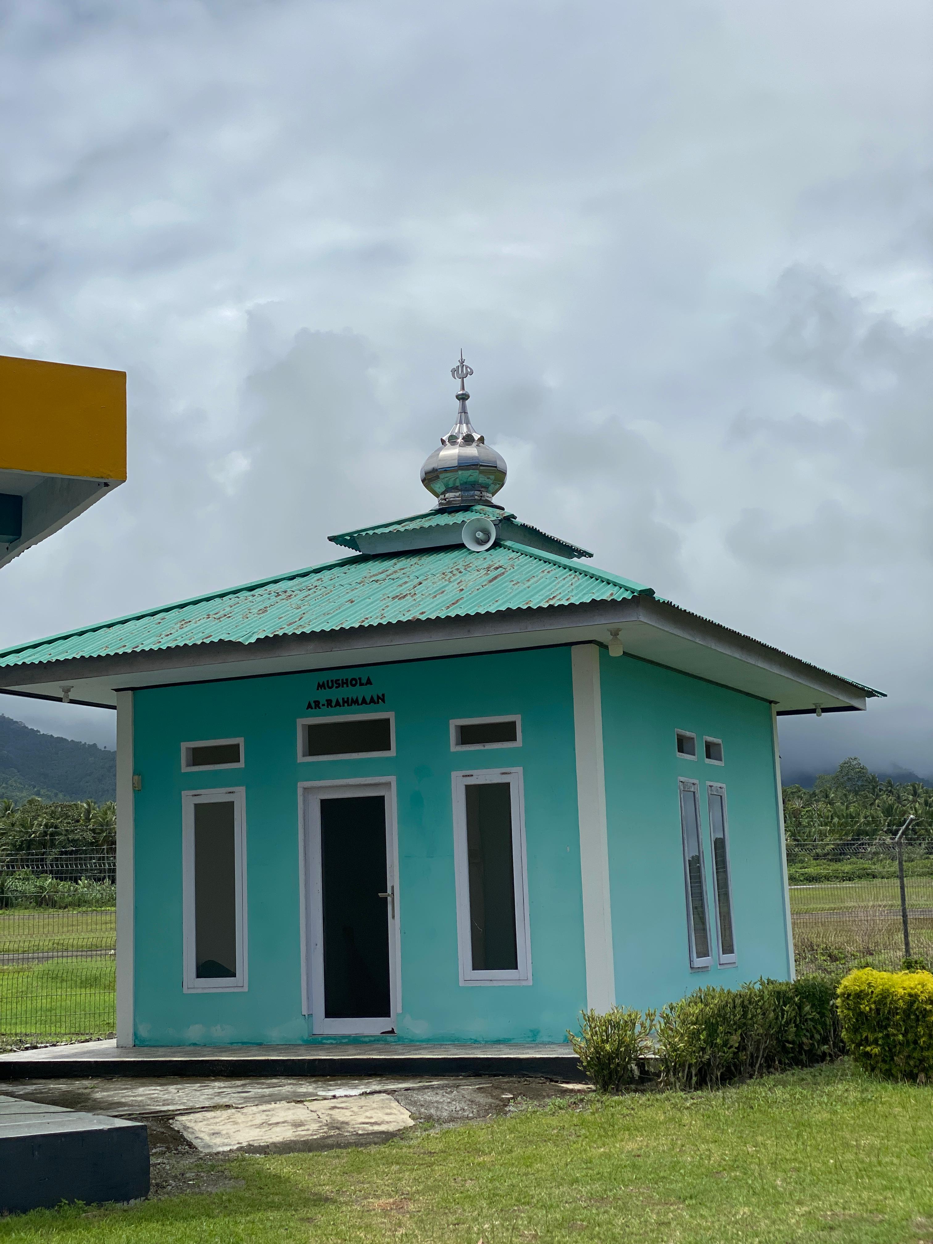 Foto Bandara Musholla UPBU Naha