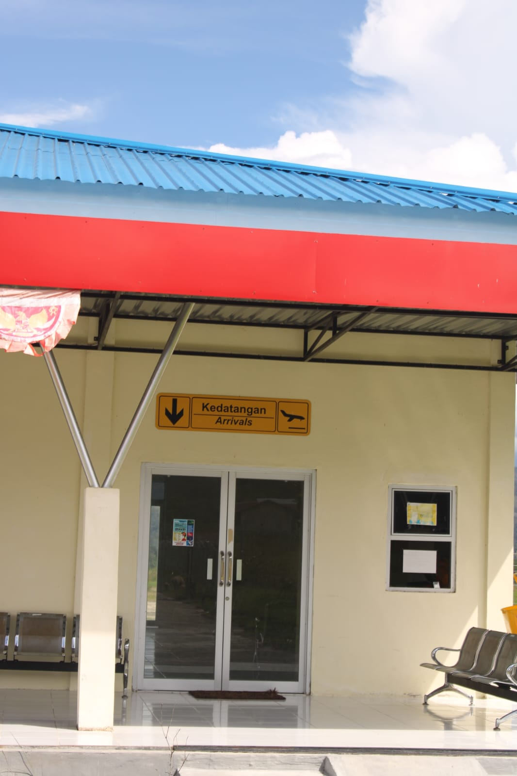 Foto Bandara Terminal Kedatangan