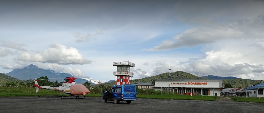 Foto Bandara Tampak Depan Bandara