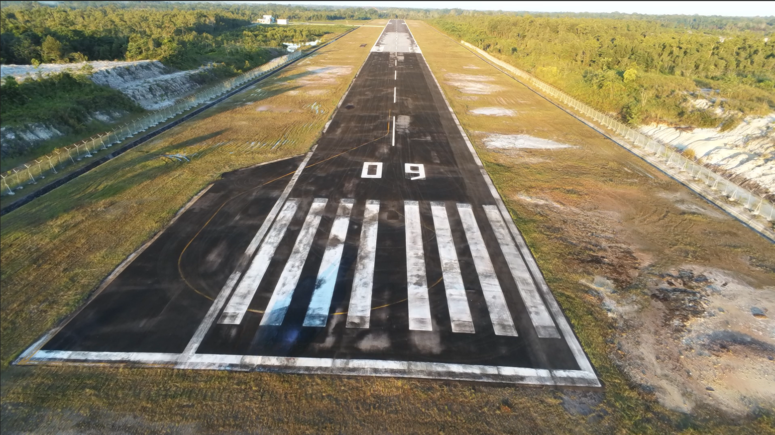 Foto Bandara RUNWAY 09