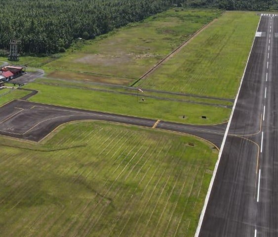 Foto Bandara Taxiway UPBU Naha