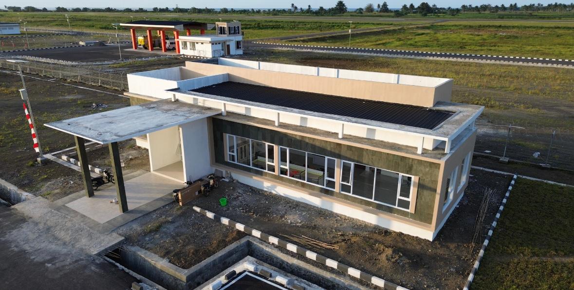 Foto Bandara Gedung administrasi bandara bolmong