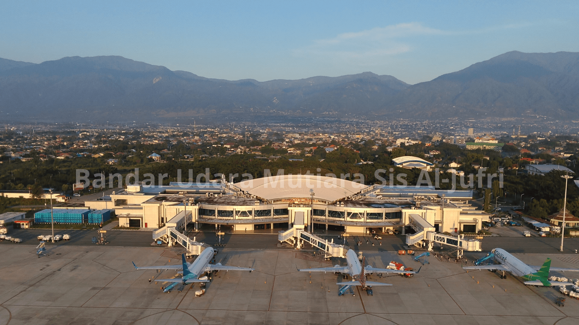 Foto Bandara Sisi Apron